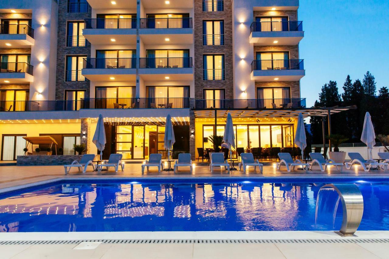 Hotel Ambiente Ulcinj Exterior photo