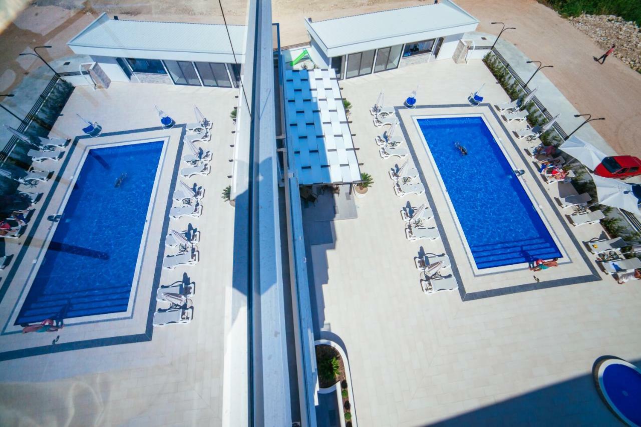 Hotel Ambiente Ulcinj Exterior photo